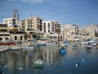 Malta toivottaa matkailijat tervetulleiksi!