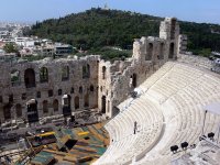 Atene, citta' della Filosofia, del Rebetiko e degli Ostelli Economici