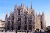 Shopping och storstadsliv i Milano 